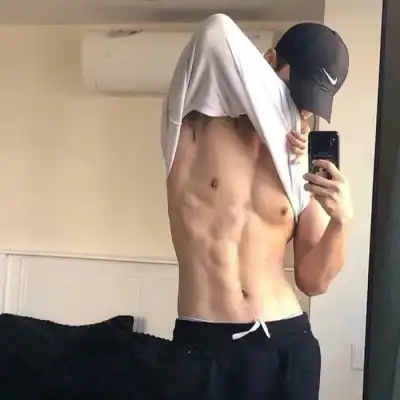 邴裕梅